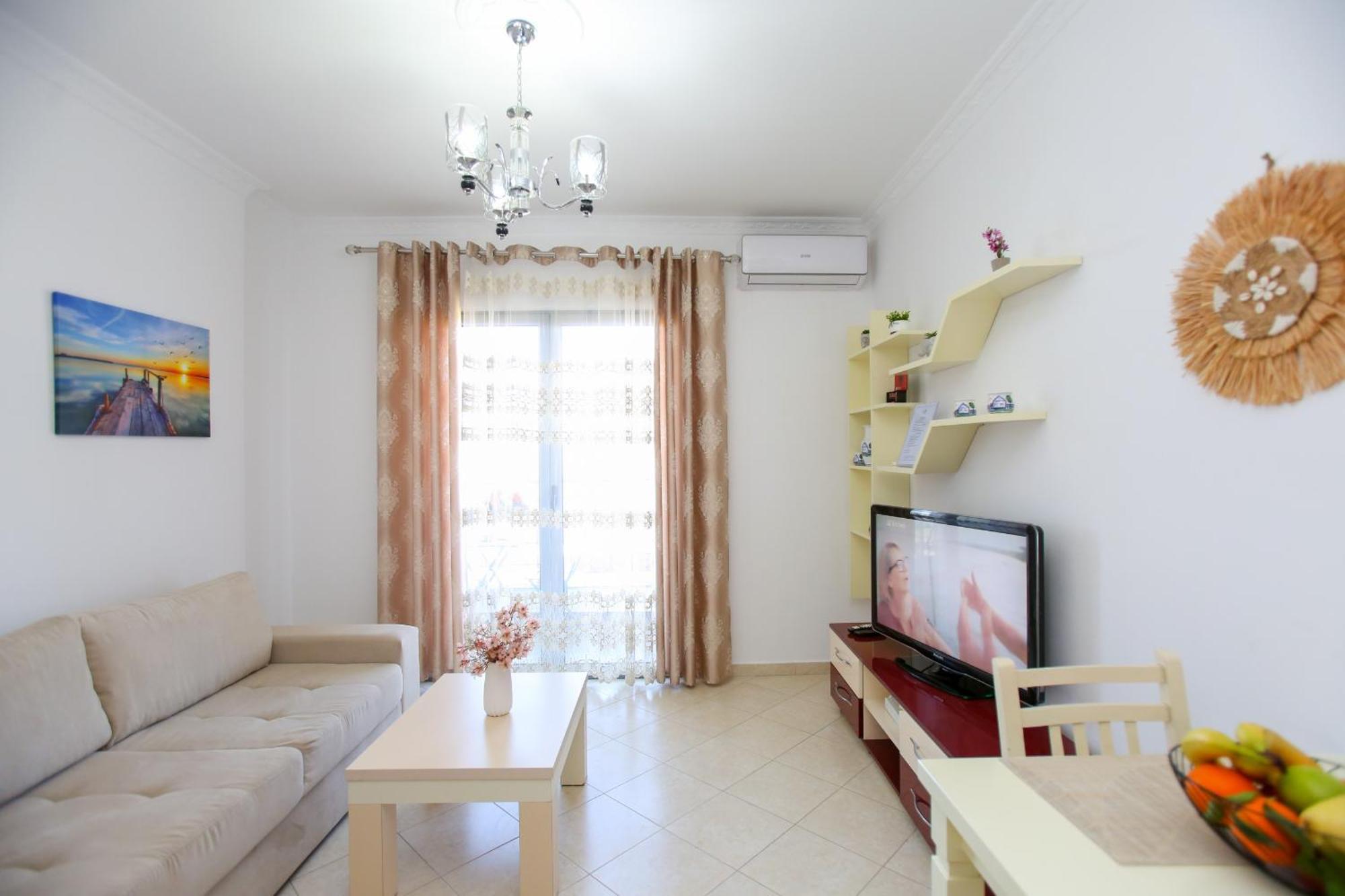 Seascape Apartments Vlorë Eksteriør billede