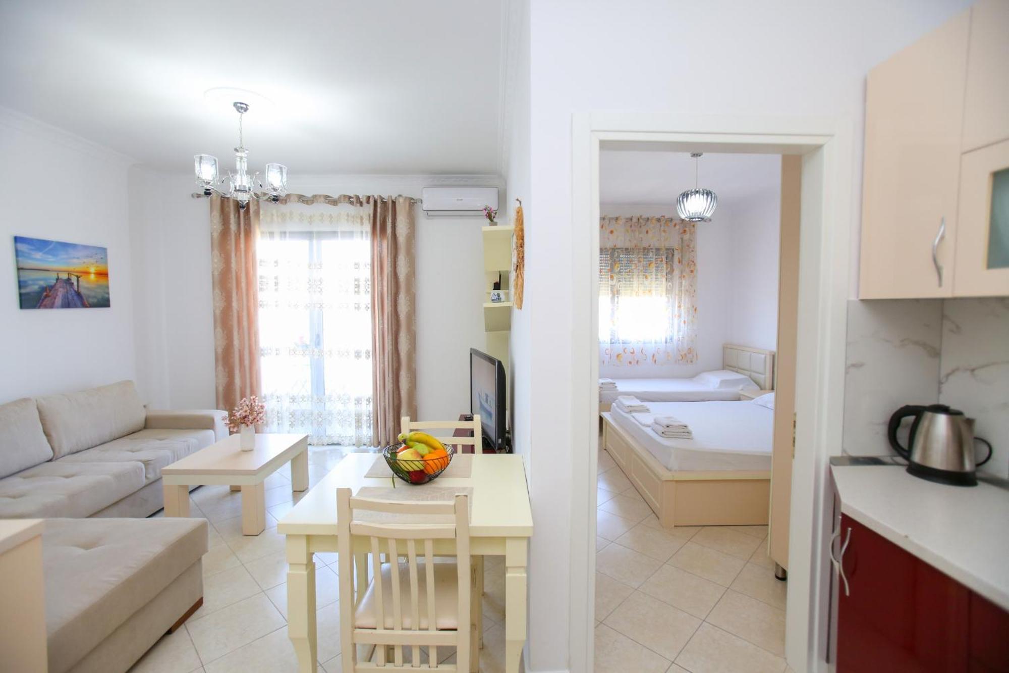 Seascape Apartments Vlorë Eksteriør billede